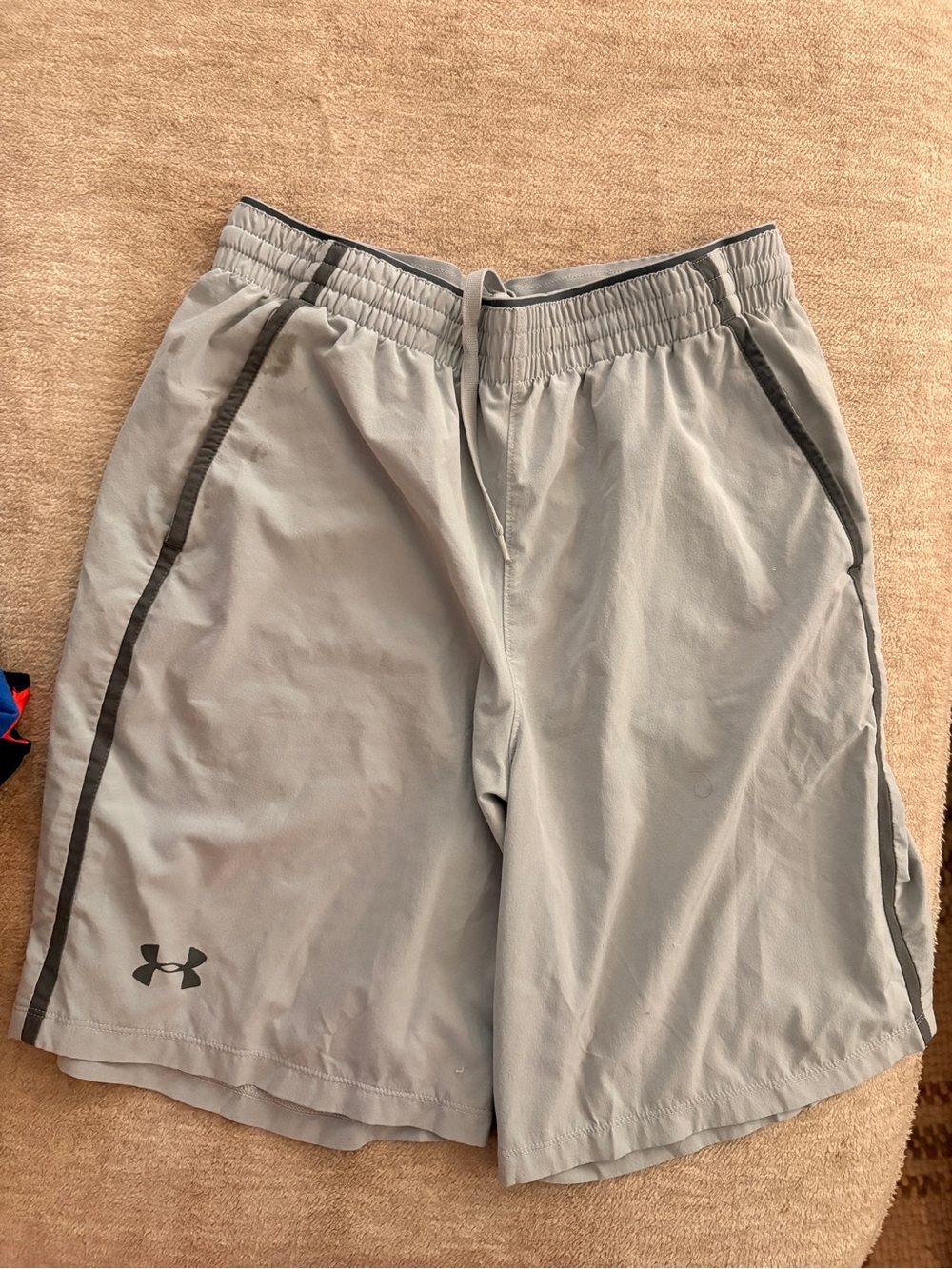 Under Armour Men's Light Gray Athletic Shorts with Dark Trim